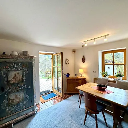 Auszeitshaeusel Ideal Fuer Naturfreunde Und Wanderer Marktschellenberg